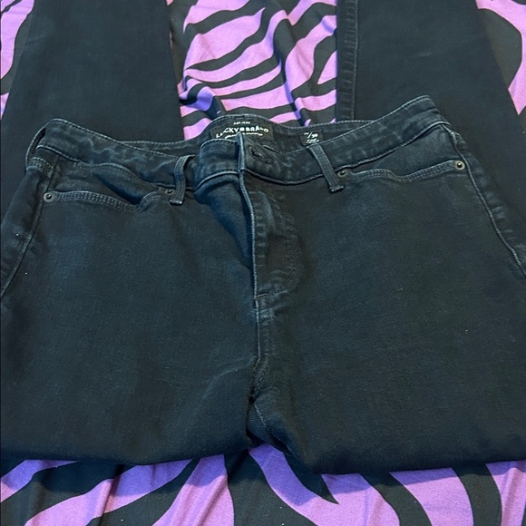 Lucky Brand Dark Black Jeans - Picture 16 of 16